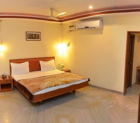 קומבאקונאם Hotel Raya'S Annexe-1 מראה חיצוני תמונה